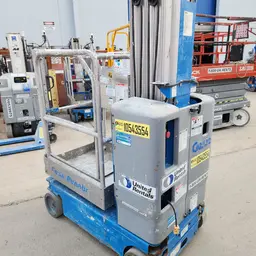 2016 Genie GR-20 Self-Propelled One-Person Lift