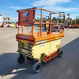 2017 JLG 3246ES Scissor Lift