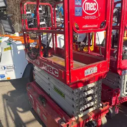 2018 MEC MICRO 19 Scissor Lift