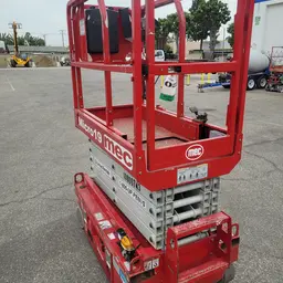 2018 MEC MICRO 19 Scissor Lift