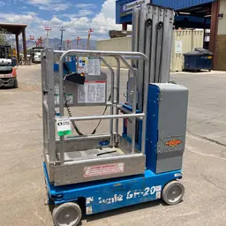 2016 Genie GR-20 Self-Propelled One-Person Lift