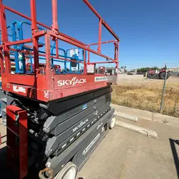 2018 Skyjack SJIII4740 Scissor Lift