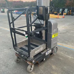 2017 JLG 20MVL Self-Propelled One-Person Lift