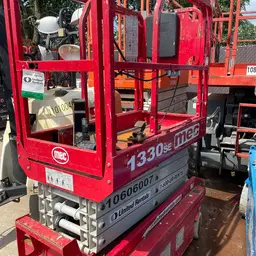 2017 MEC 1330SE Scissor Lift