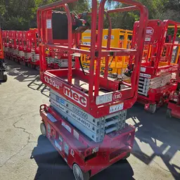 2017 MEC 1330SE Scissor Lift