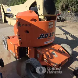 2015 JLG E400AN Articulating Boom Lift