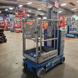 2016 Genie GR-20 Self-Propelled One-Person Lift