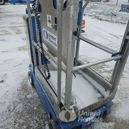2018 Genie GR-20 Self-Propelled One-Person Lift
