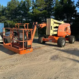 2017 JLG 450AJ Articulating Boom Lift