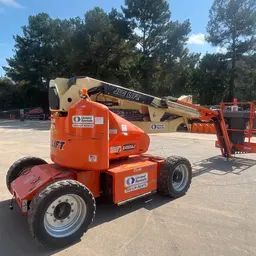 2016 JLG E450AJ Articulating Boom Lift