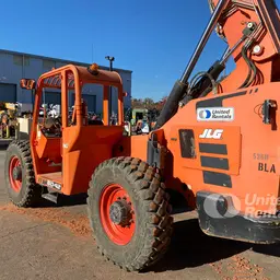 2017 SKYTRAK 8042 Forklift
