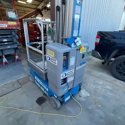 2018 Genie GR-20 Self-Propelled One-Person Lift