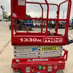 2017 MEC 1330SE Scissor Lift