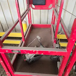 2018 MEC MICRO 19 Scissor Lift