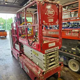 2018 MEC MICRO 19 Scissor Lift