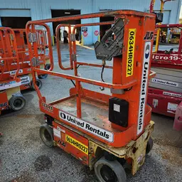 2017 JLG 1230ES Self-Propelled One-Person Lift