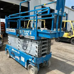 2016 Genie GS-3232 Scissor Lift