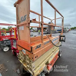 2017 JLG 2032ES Scissor Lift