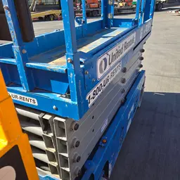 2016 Genie GS-3232 Scissor Lift