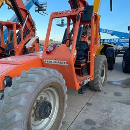 2017 SKYTRAK 8042 Forklift