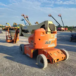 2015 JLG E400AJPN Articulating Boom Lift