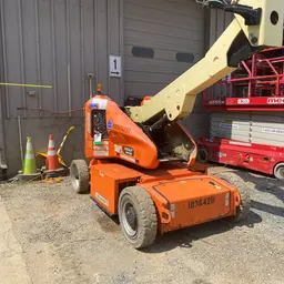 2015 JLG E400AJPN Articulating Boom Lift