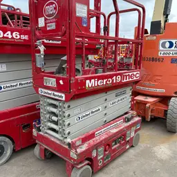 2019 MEC MICRO 19 Scissor Lift
