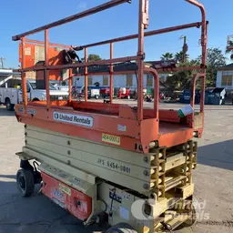 2017 JLG 3246ES Scissor Lift