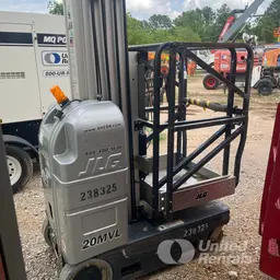 2017 JLG 20MVL Self-Propelled One-Person Lift