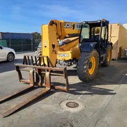 2017 JCB 509-42 Forklift