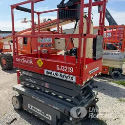 2020 Skyjack SJ3226 EE Scissor Lift
