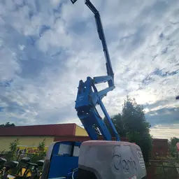 2016 Genie Z60/37DC Articulating Boom Lift
