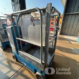 2016 Genie GR-20 Self-Propelled One-Person Lift