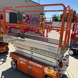2020 Snorkel S3215L Scissor Lift