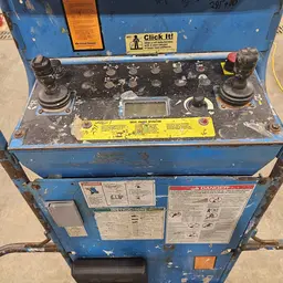 2013 Genie Z-40/23N RJ Articulating Boom Lift