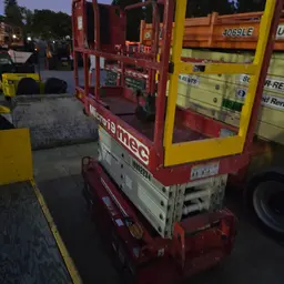 2019 MEC MICRO 19 Scissor Lift