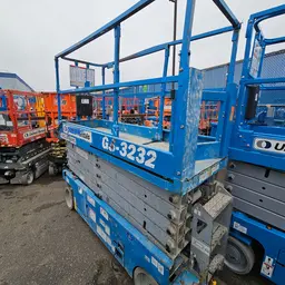2016 Genie GS-3232 Scissor Lift