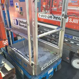 2018 Genie GR-20 Self-Propelled One-Person Lift