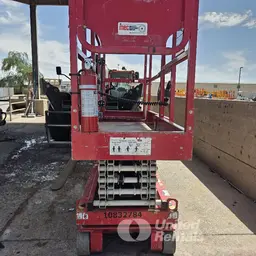 2018 MEC MICRO 19 Scissor Lift