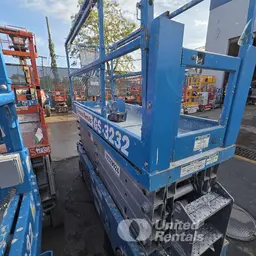 2016 Genie GS-3232 Scissor Lift