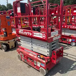 2019 MEC MICRO 19 Scissor Lift