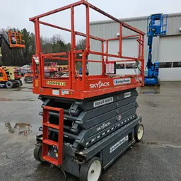 2018 Skyjack SJIII4740 Scissor Lift