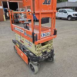 2019 JLG 1932R Scissor Lift