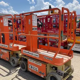 2019 JLG 1230ES Self-Propelled One-Person Lift