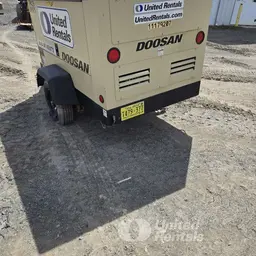 2021 Doosan P425/HP375WCUT4 Air Compressor
