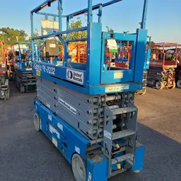 2017 Genie GS-3232 Scissor Lift