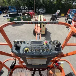 2016 JLG E450AJ Articulating Boom Lift