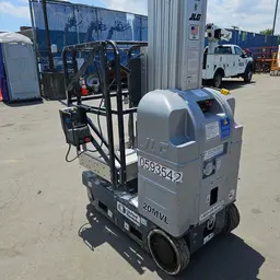 2017 JLG 20MVL Self-Propelled One-Person Lift