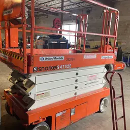 2018 Snorkel S4732E Scissor Lift