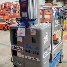 2016 Genie GR-20 Self-Propelled One-Person Lift